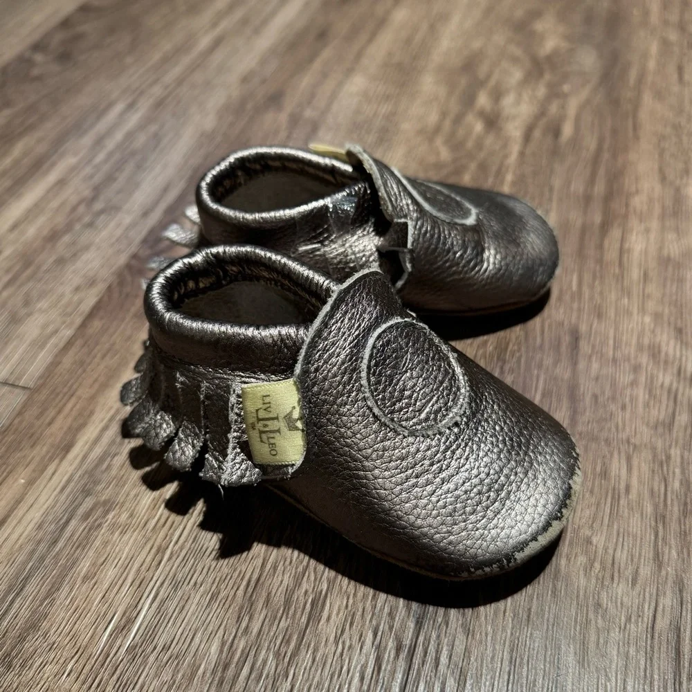 Liv&Leo Grey Sparkling Baby Shoes